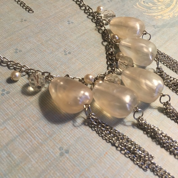 Necklace Faux Pearl Faceted Chain Silver Tone Fun - Picture 3 of 5